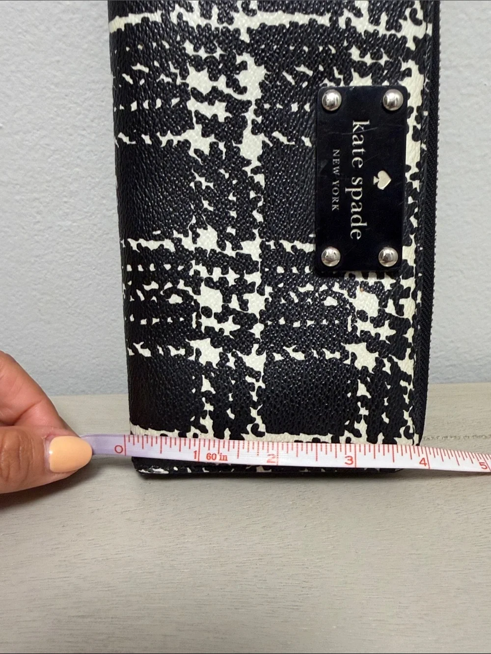 Kate Spade Belleville Plaid Zip Around Continental Wallet Black Cream